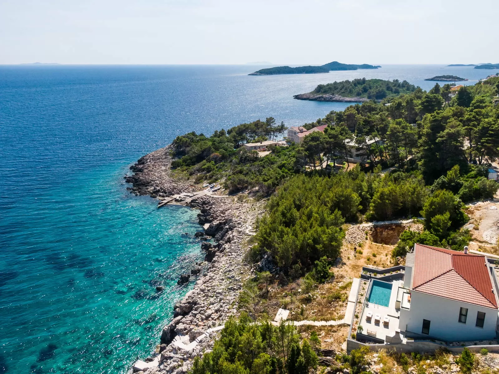 Die luxuriöse Villa Karla liegt direkt am Meer auf der Insel Korčula