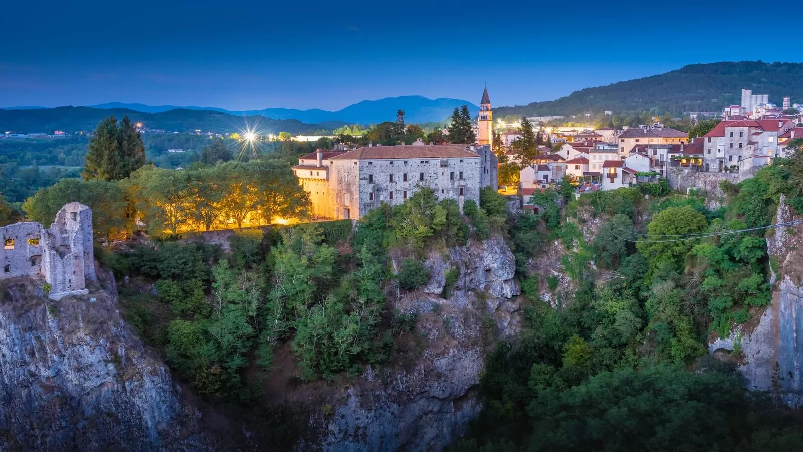 Wunderschönes Pazin in Zentralistrien, ideal zum Erkunden der Natur