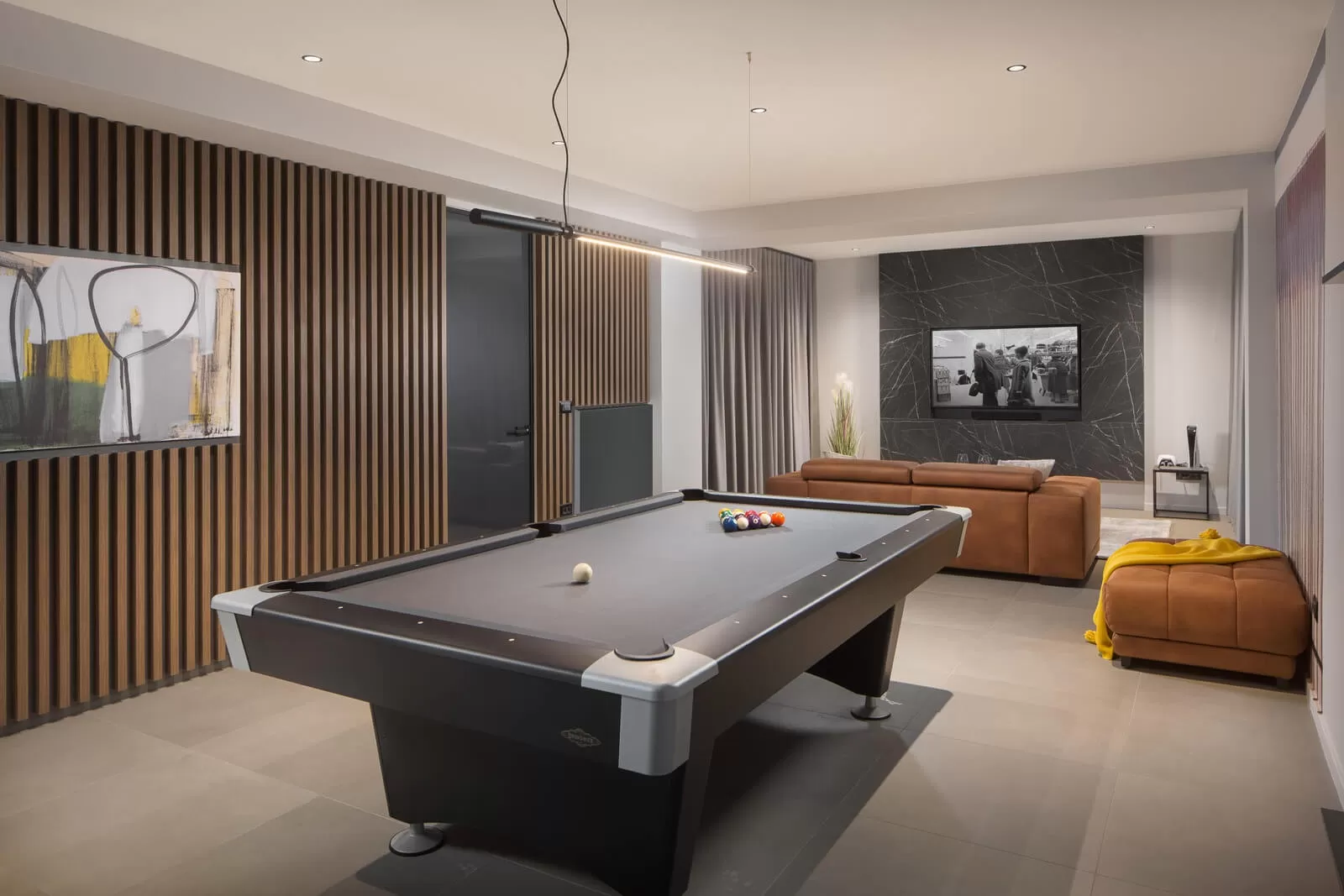 Ausstattung in Luxusvilla zu vermieten