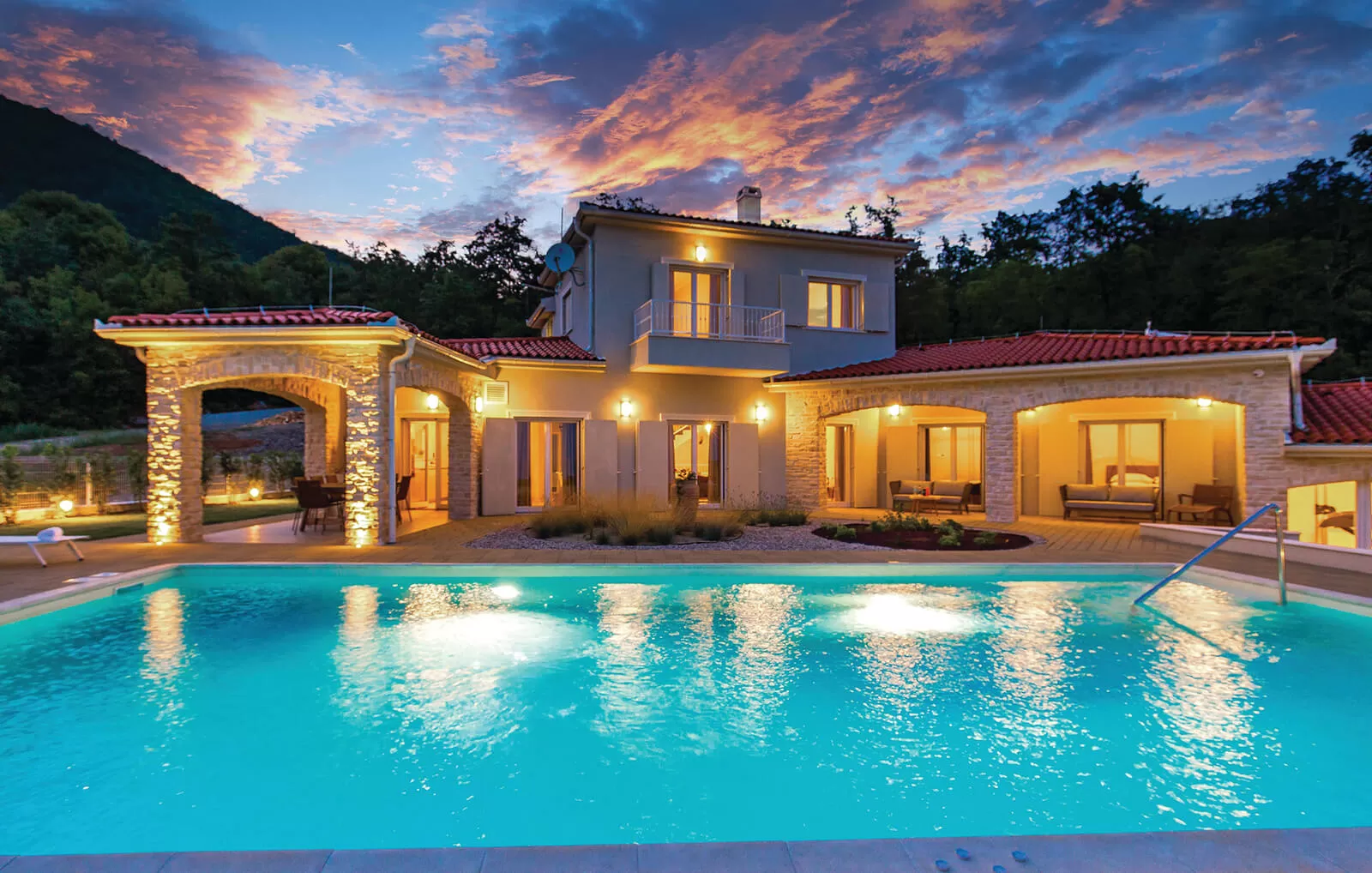 Modern design and comfort in luxury Natura villas in Istria.