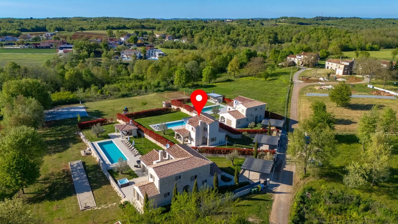 Villa Oblica