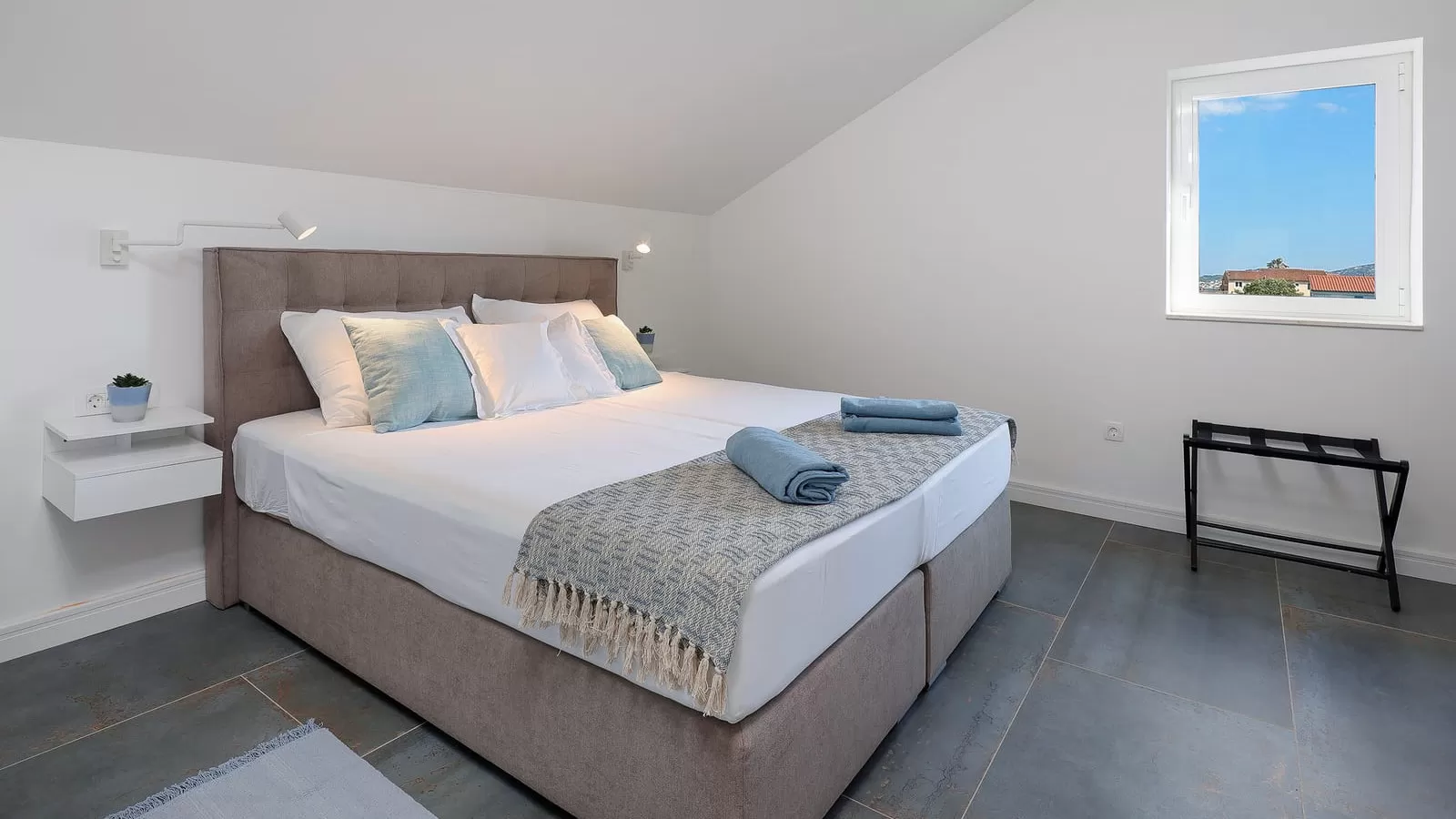 Papa's Court Villa 4