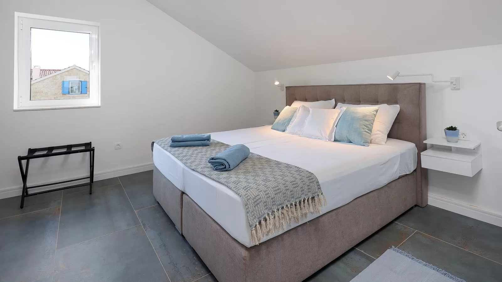 Papa's Court Villa 4