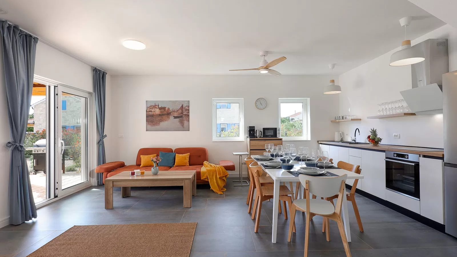 Papa's Court Villa 4