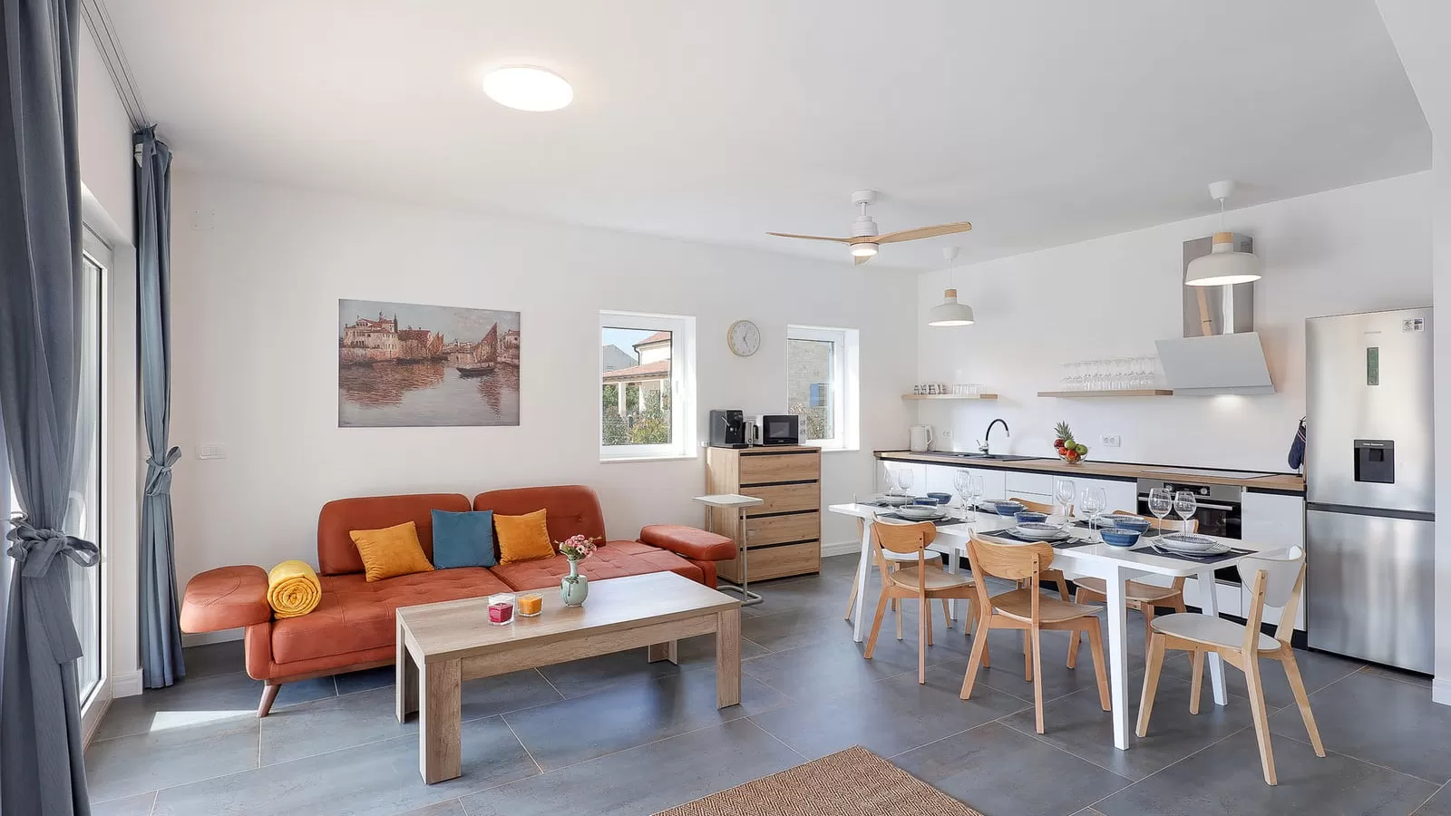 Papa's Court Villa 4