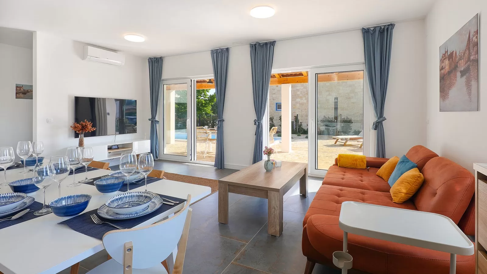 Papa's Court Villa 4