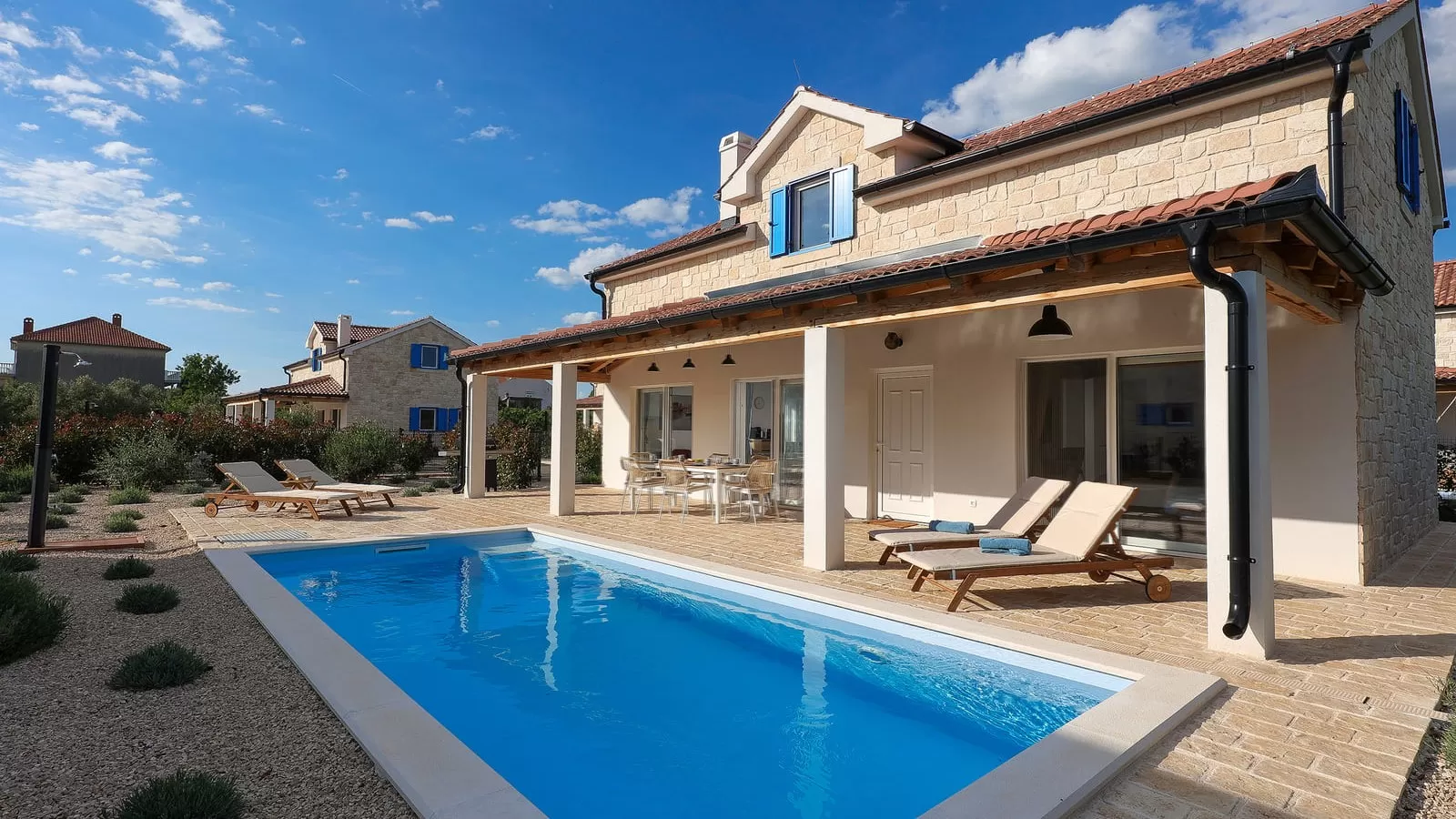 Papa's Court Villa 4