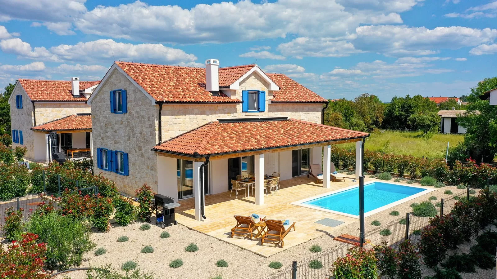 Papa's Court Villa 4