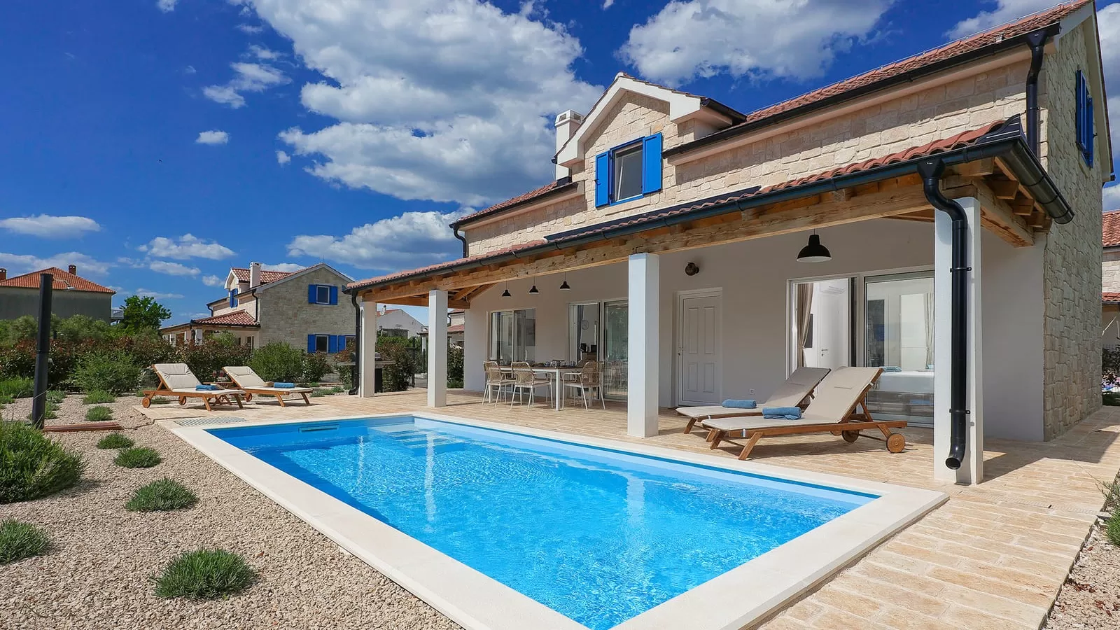 Papa's Court Villa 4