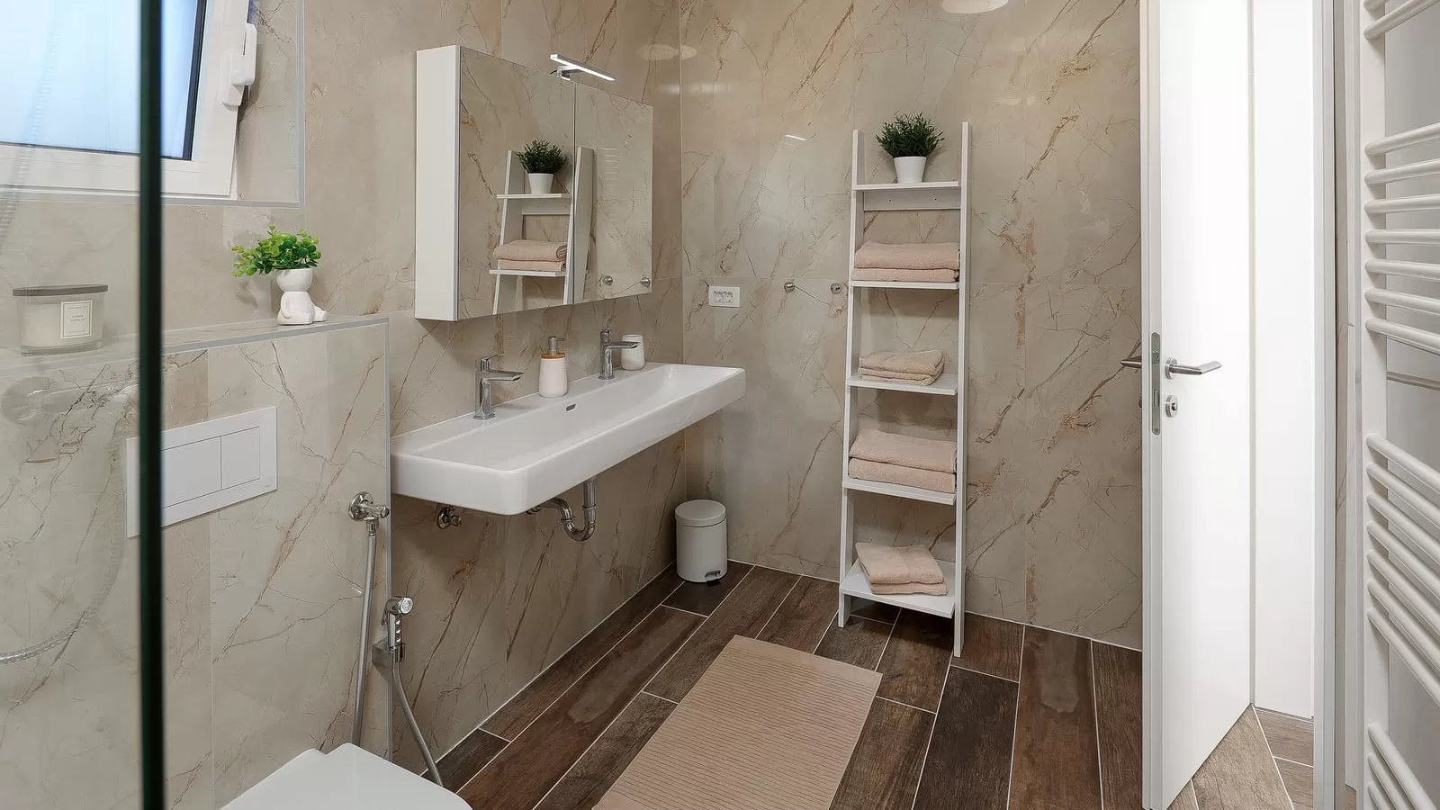 Papa's Court Villa 5