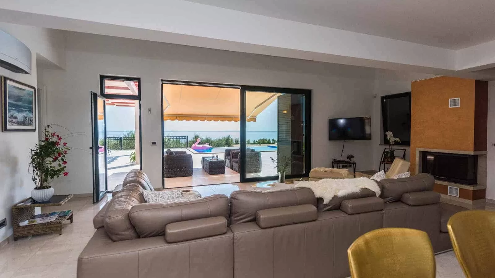 Villa Elvira's Dream