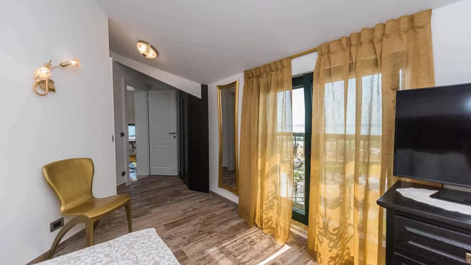 Villa Elvira's Dream