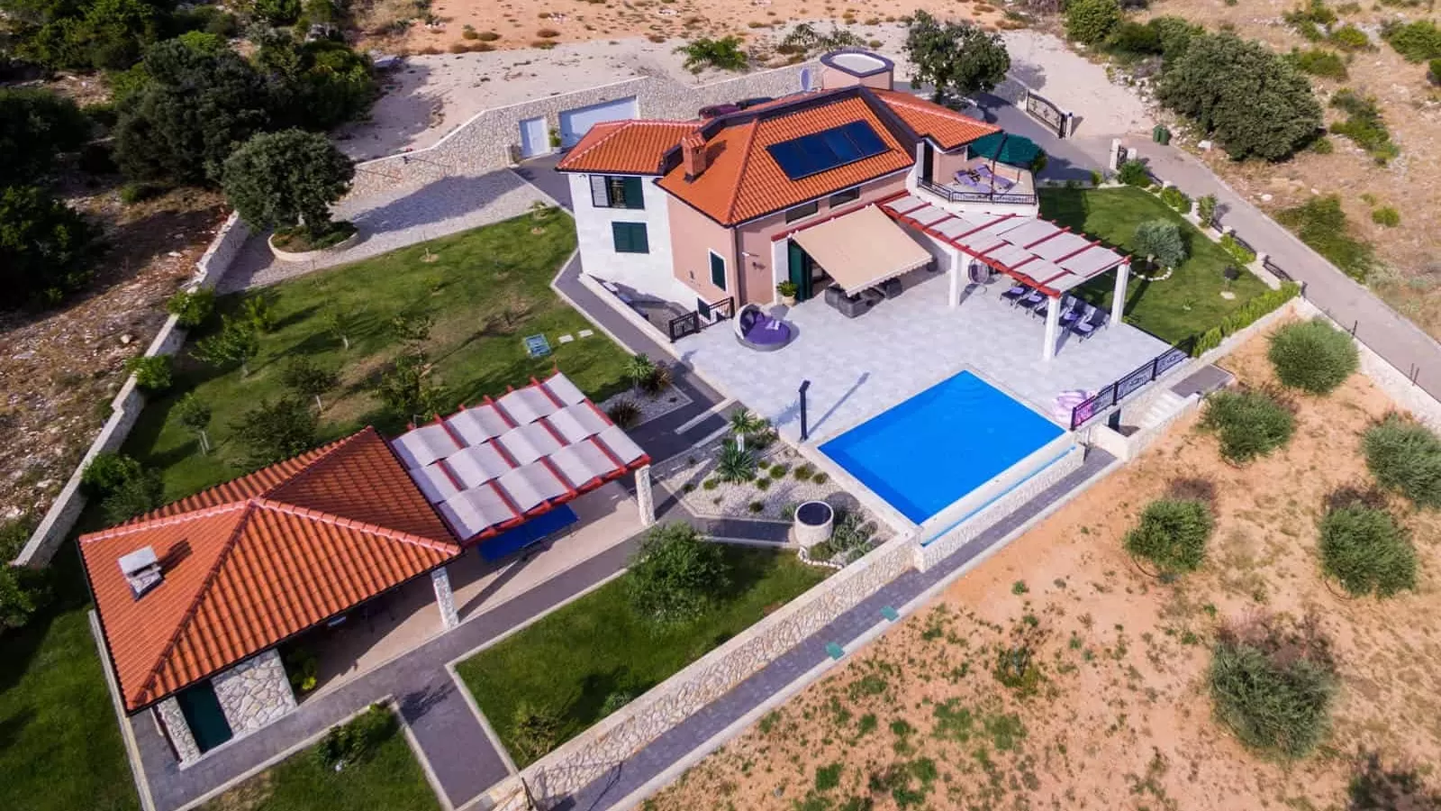 Villa Elvira's Dream