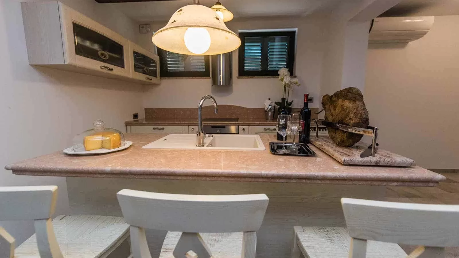 Villa Elvira's Dream