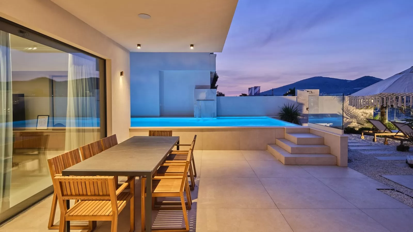 Villa Brown Hotels V