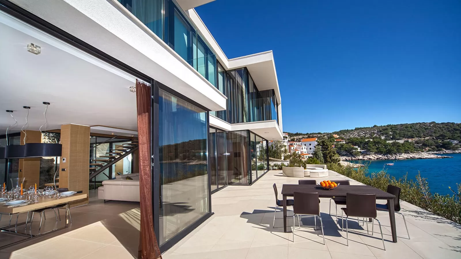 Villa Golden Rays II