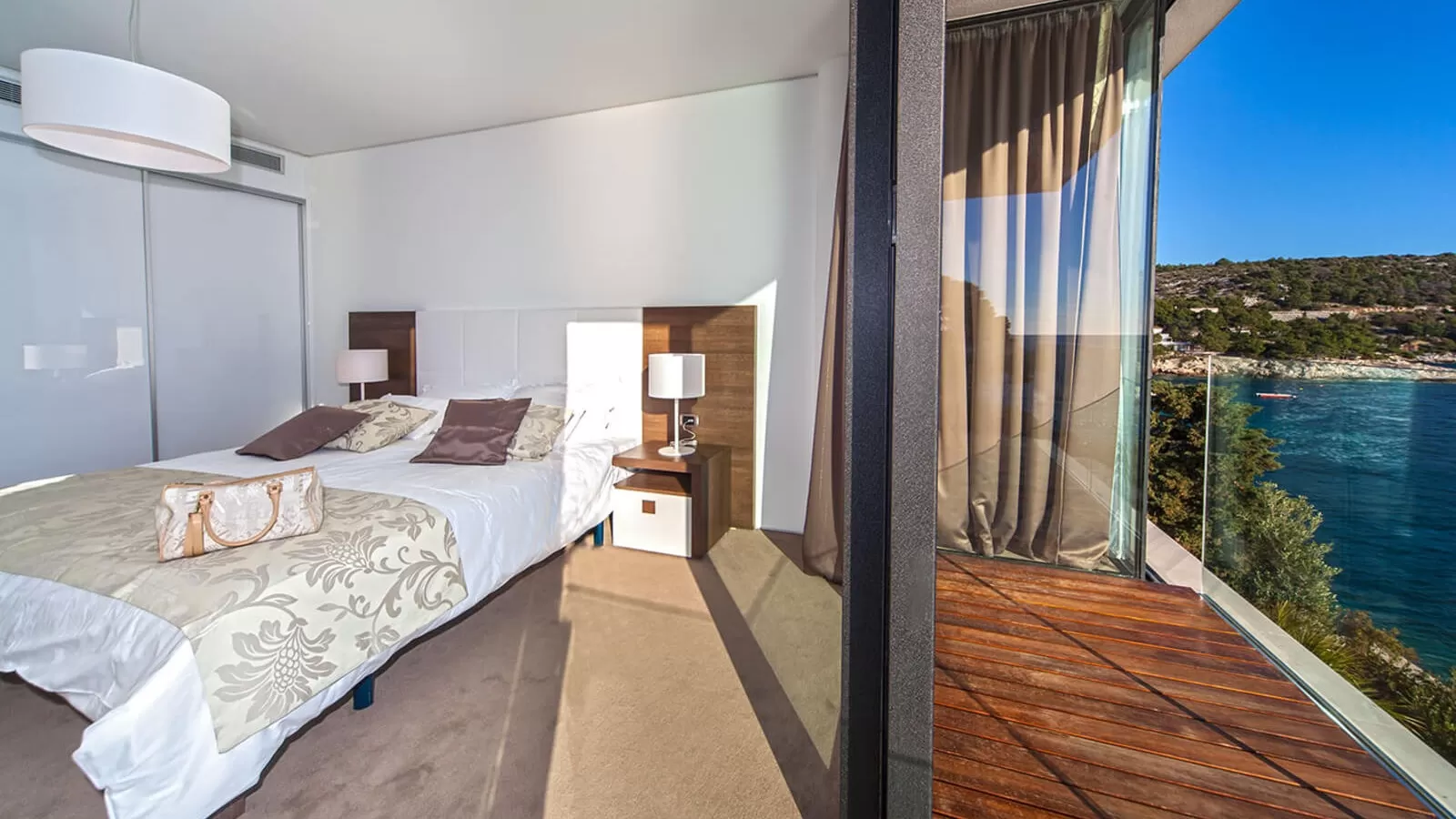 Villa Golden Rays II