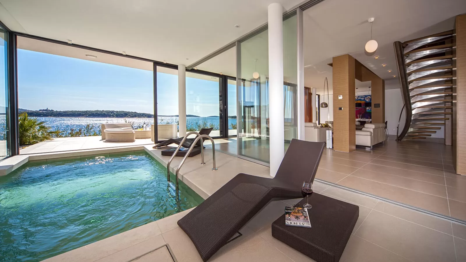 Villa Golden Rays II