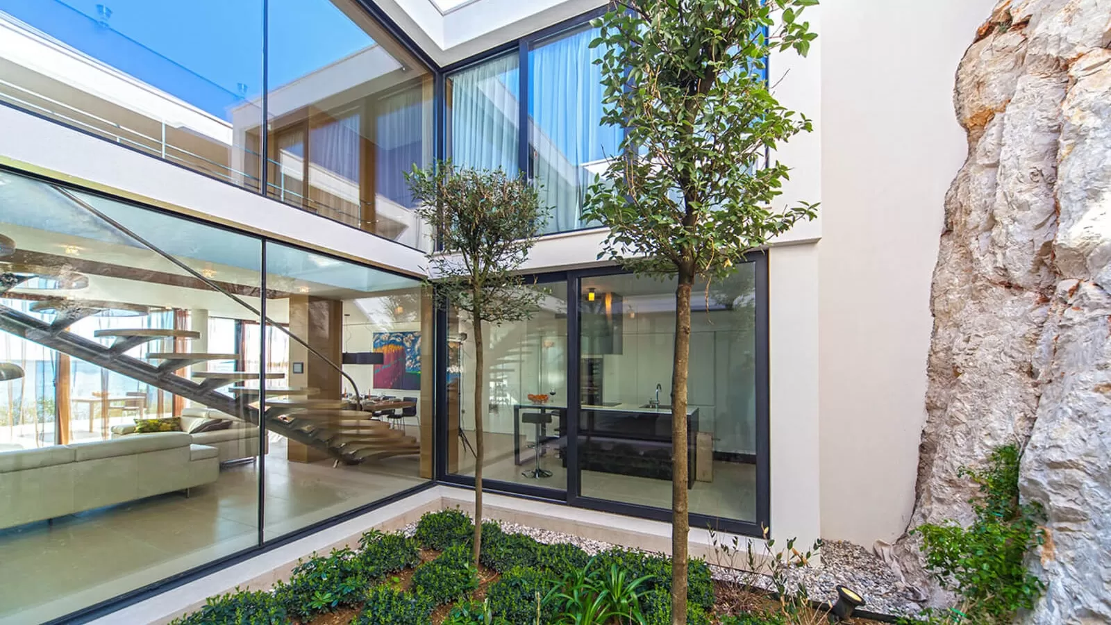 Villa Golden Rays II