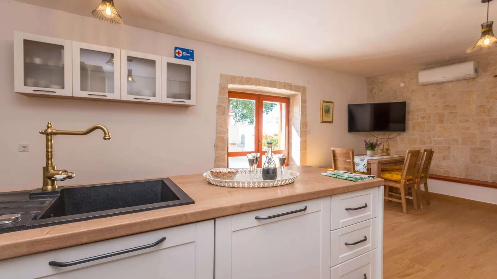 Villa Grandfather's Courtyard