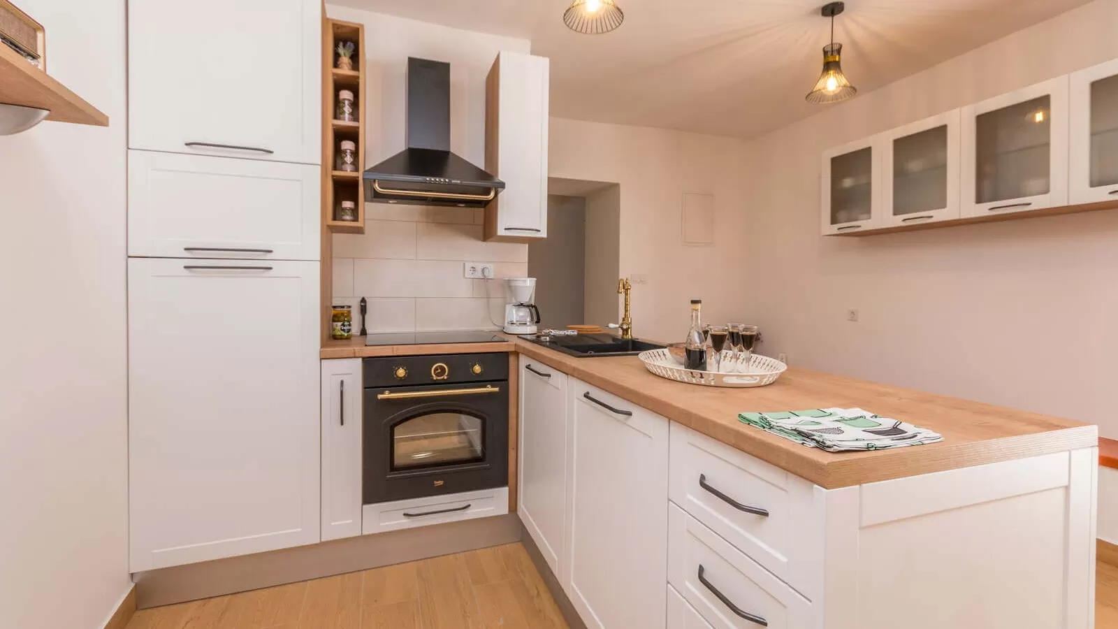 Villa Grandfather's Courtyard