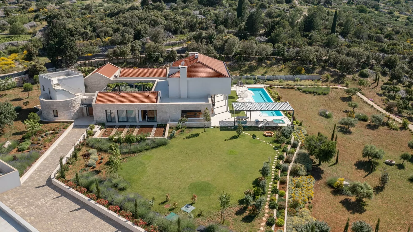 Tranquility Luxury Estate